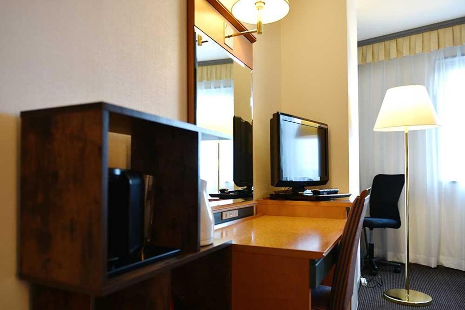 Blossom Hotel Hirosaki Buitenkant foto